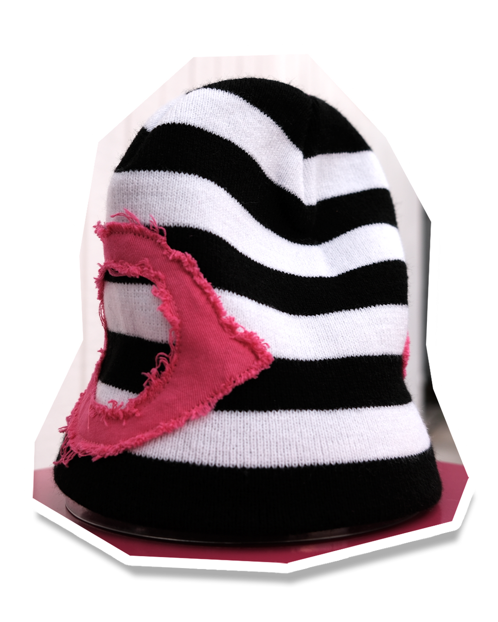 SHHH... [dragon eye striped skulli]